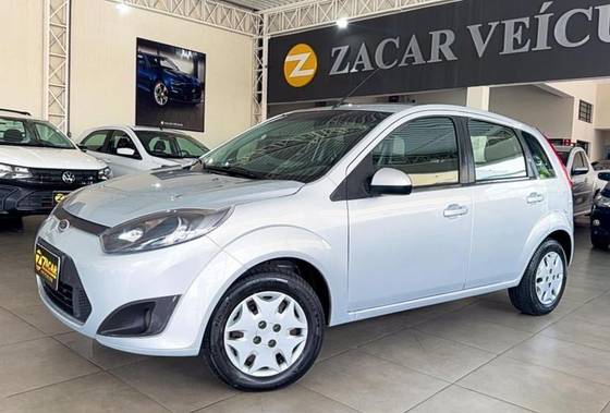 FORD FIESTA 1.6 ROCAM SE 8V FLEX 4P MANUAL